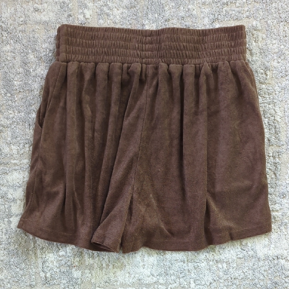 NWT PrettyLittleThing Brown Towelling Beach Shorts - Picture 8 of 8